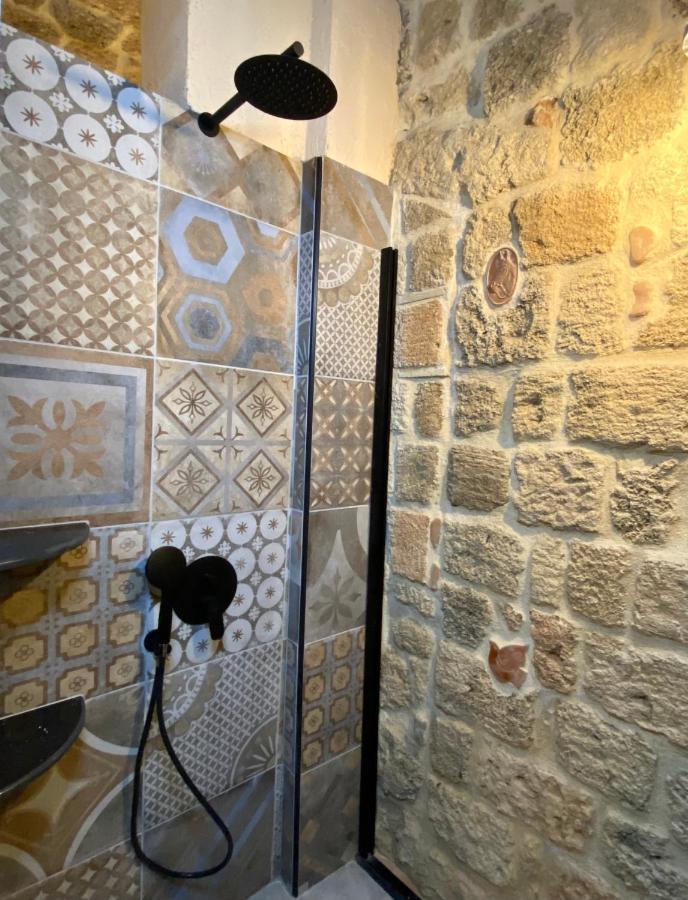 Stone Cave Suite Rhodes City Eksteriør bilde