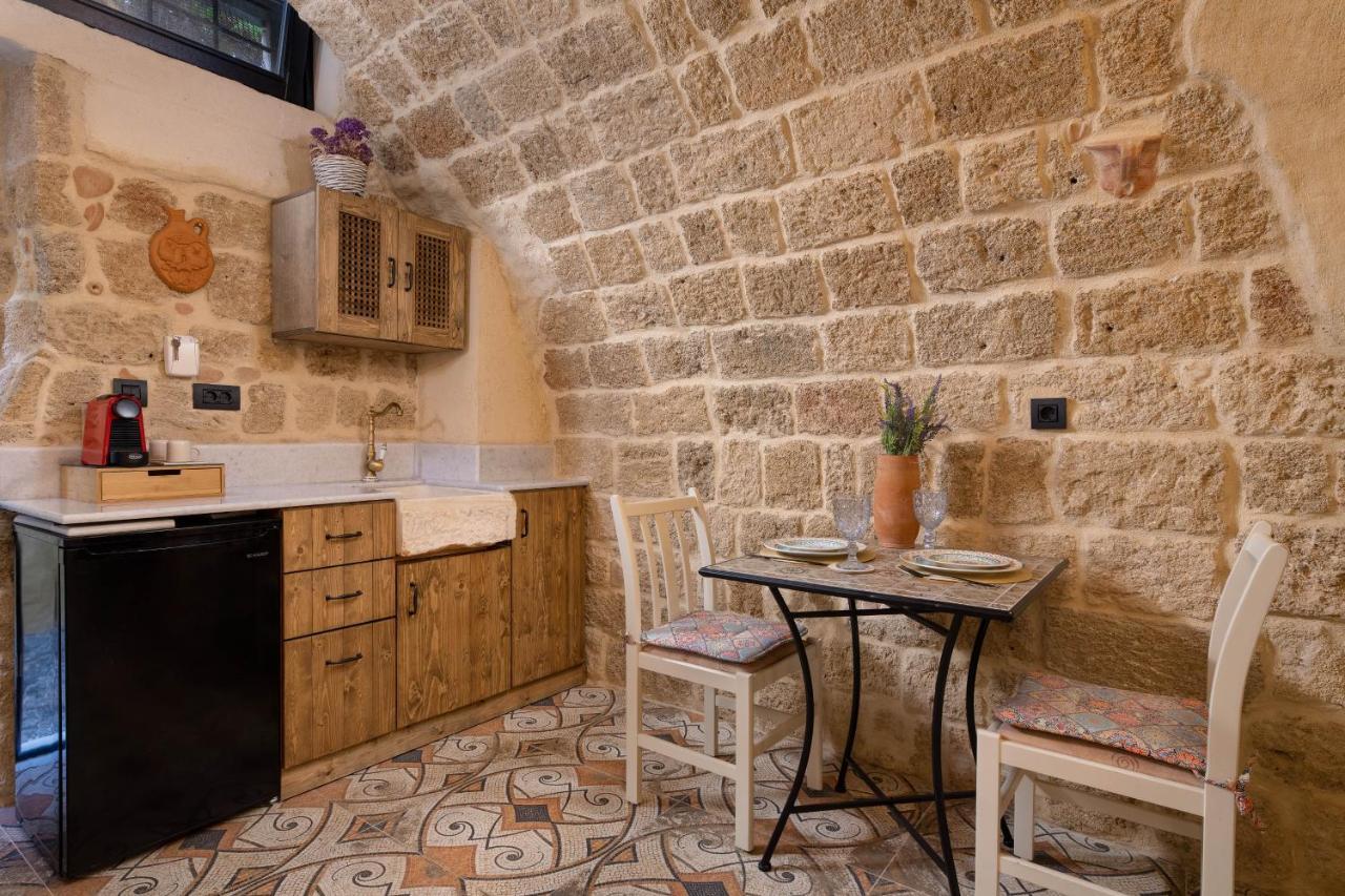 Stone Cave Suite Rhodes City Eksteriør bilde